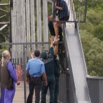 Православный епископ в Гомеле уговорил девушку не прыгать с моста (ФОТО)